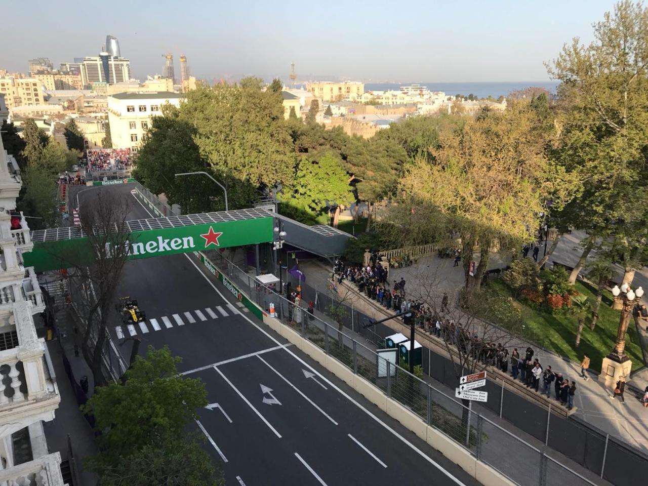 Gates Of Baku Apartman Kültér fotó